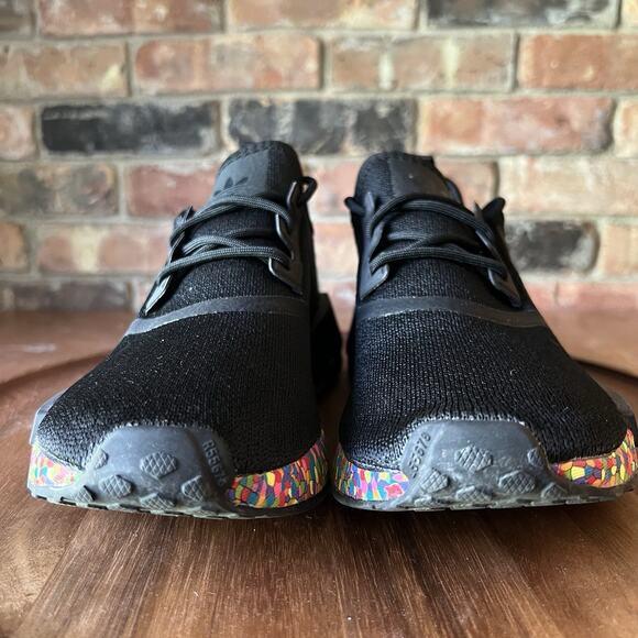 Amazon.com | adidas Originals NMD-R1 Black/White/Black 8 D  Adidas NMD R1 Confetti Sole Black Boost Foam Women\'s 8 Youth 7 Shoes Sneakers